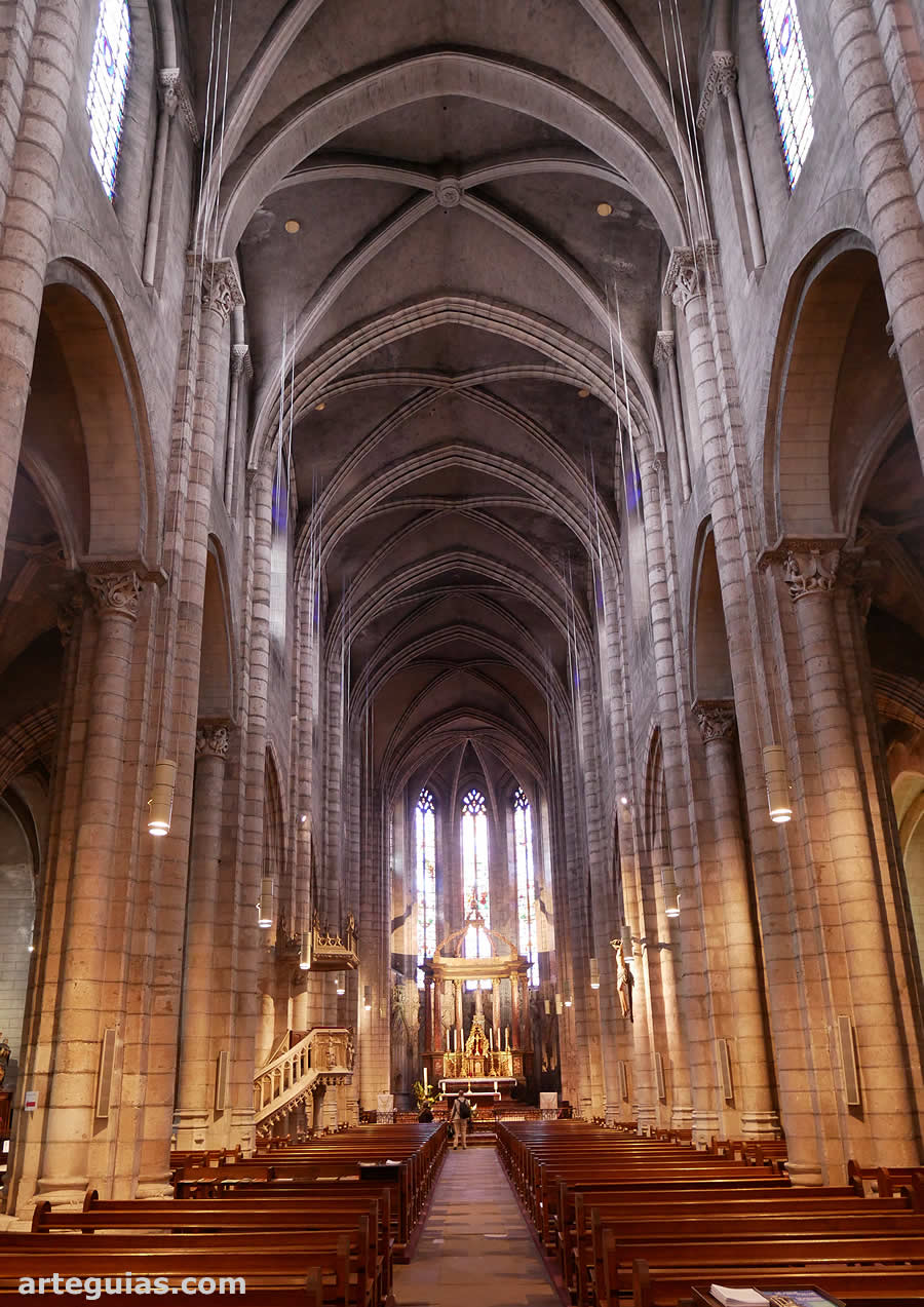 Interio de de Saint-Salvi de Albi