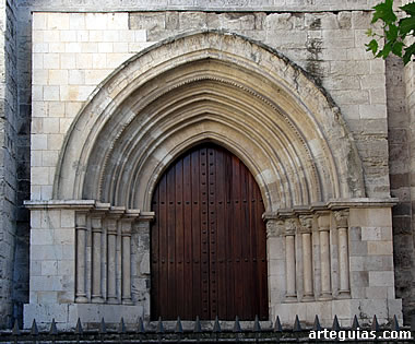 Porte norte de la Colegiata de Valladolid, siglo XIII
