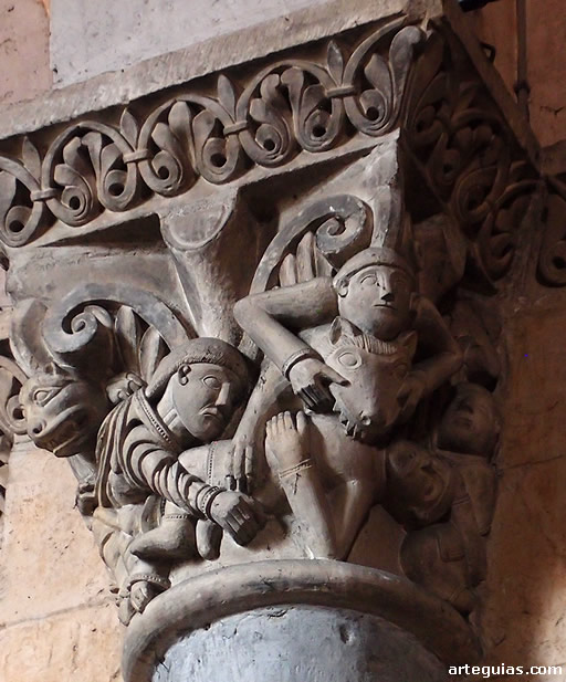 Capitel de hombres y bestias