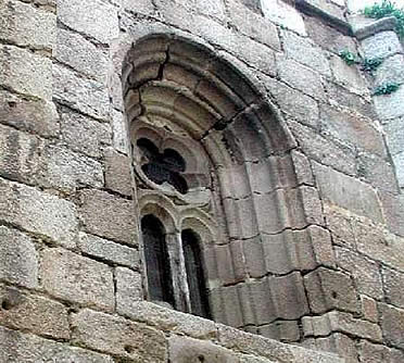 Concatedral de M&eacute;rida, ventana g&oacute;tica en la cabecera