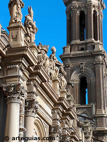 Especacular imagen de la fachada de El Pilar