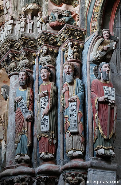 P&oacute;rtico del Para&iacute;so: Estatuas de cuatro profetas del Antiguo Testamento
