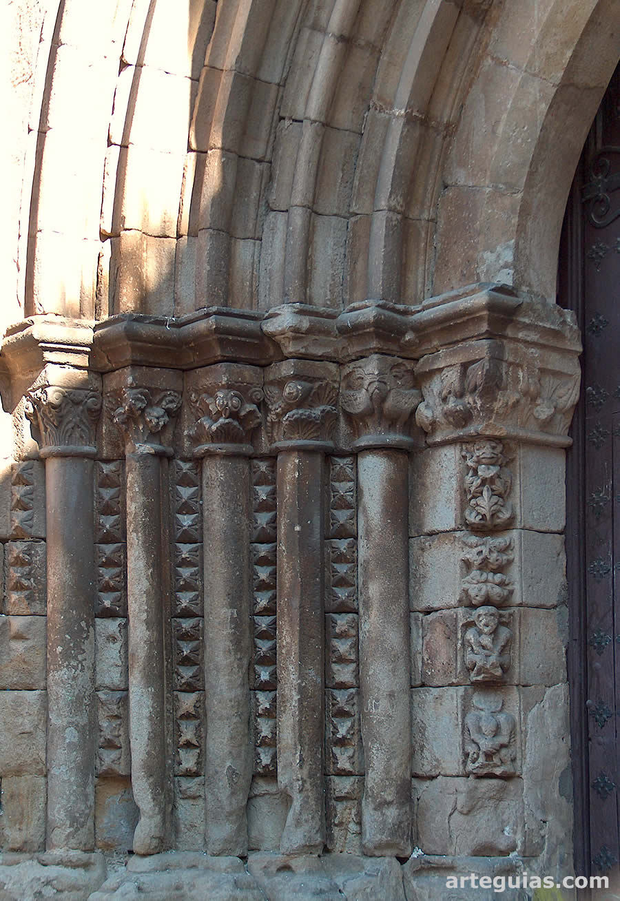 Puntas de diamante entre las columnas
