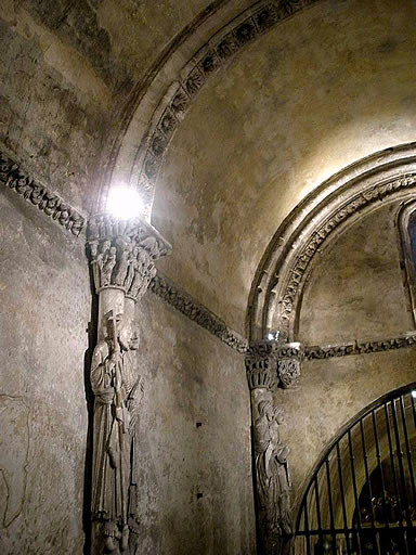 Reforma rom&aacute;nica de la Capilla de San Miguel de la C&aacute;mara Santa