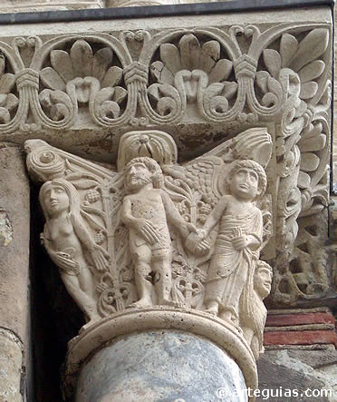 Un &aacute;ngel expulsa a Ad&aacute;n y Eva del para&iacute;so tras el pecado original