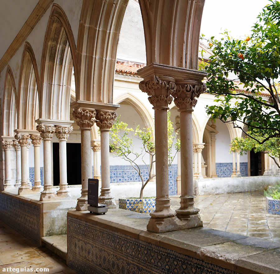 Claustro del Cementerio