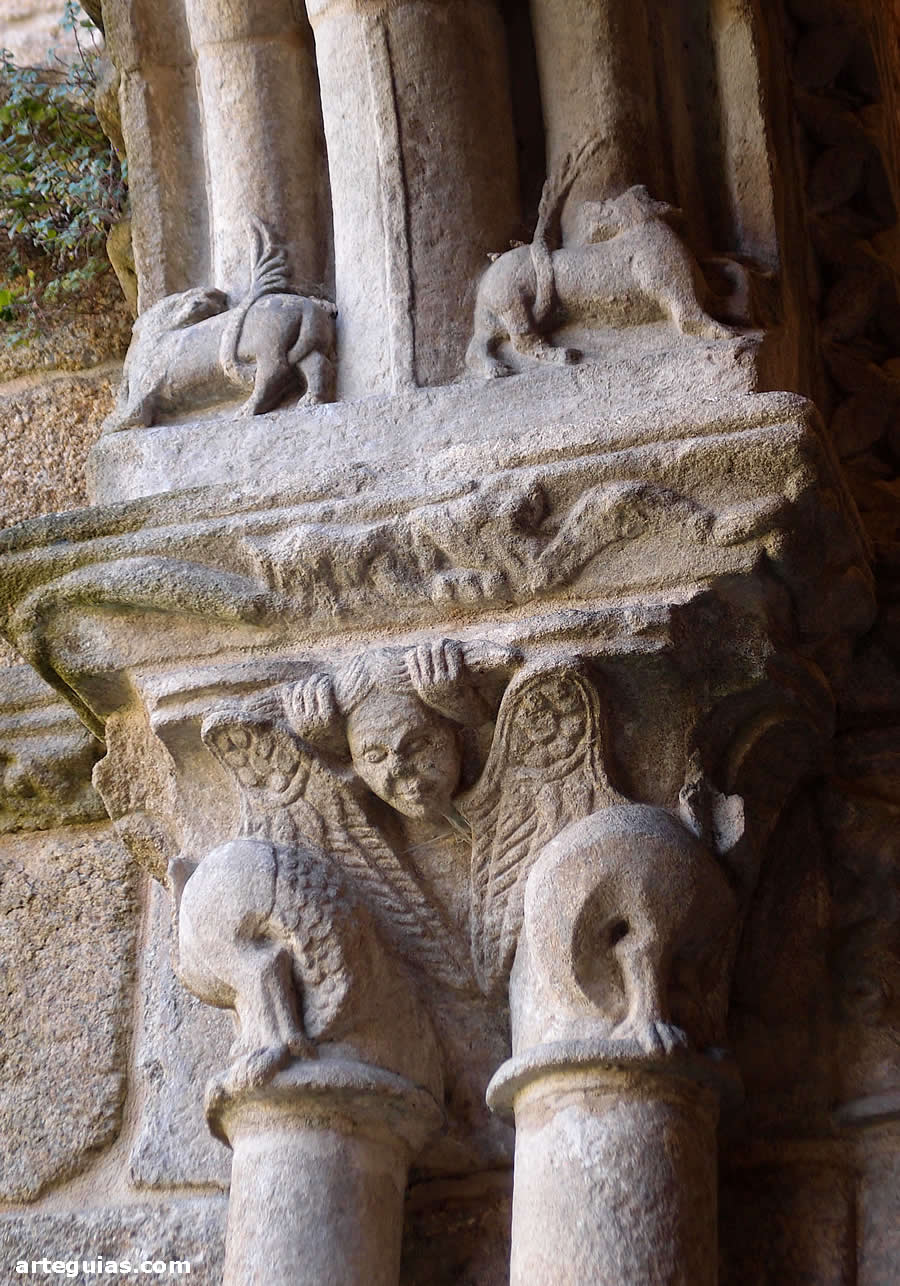 El claustro del convento de San Francisco de Ourense: detalle de capiteles y de salmeres