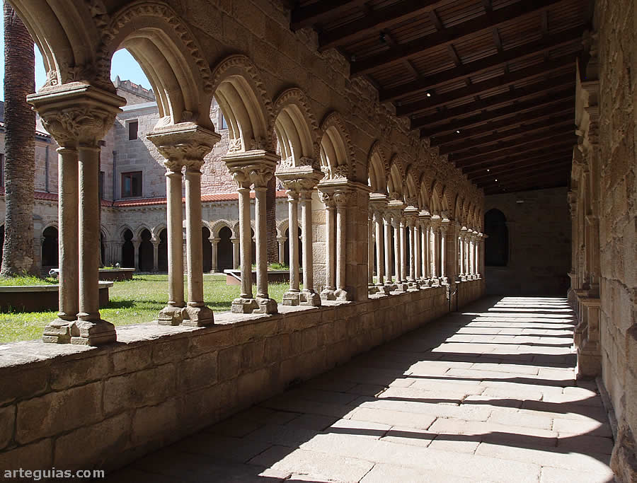 Claustro del Convento de San Francisco, Ourense