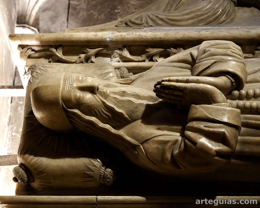 Lauda del sarcófago de Ramon Llull, que se conserva en una de las capillas de San Francisco de Palma