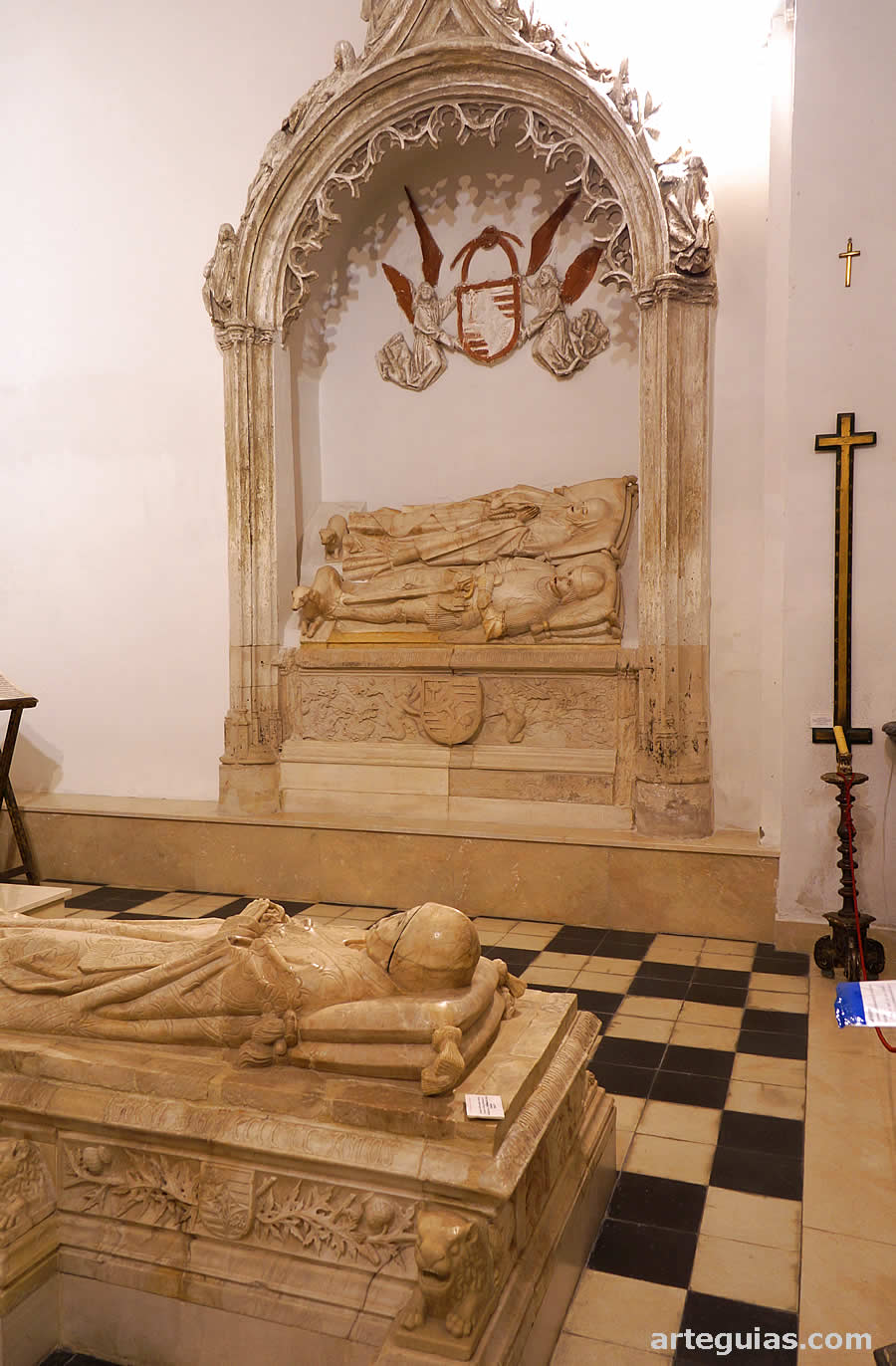 Sarc&oacute;fago de Juan de Morales y sus padres