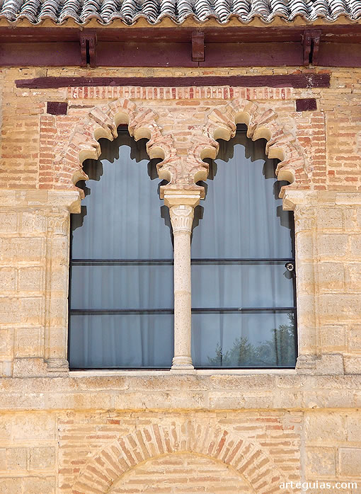 Ajimez mudéjar