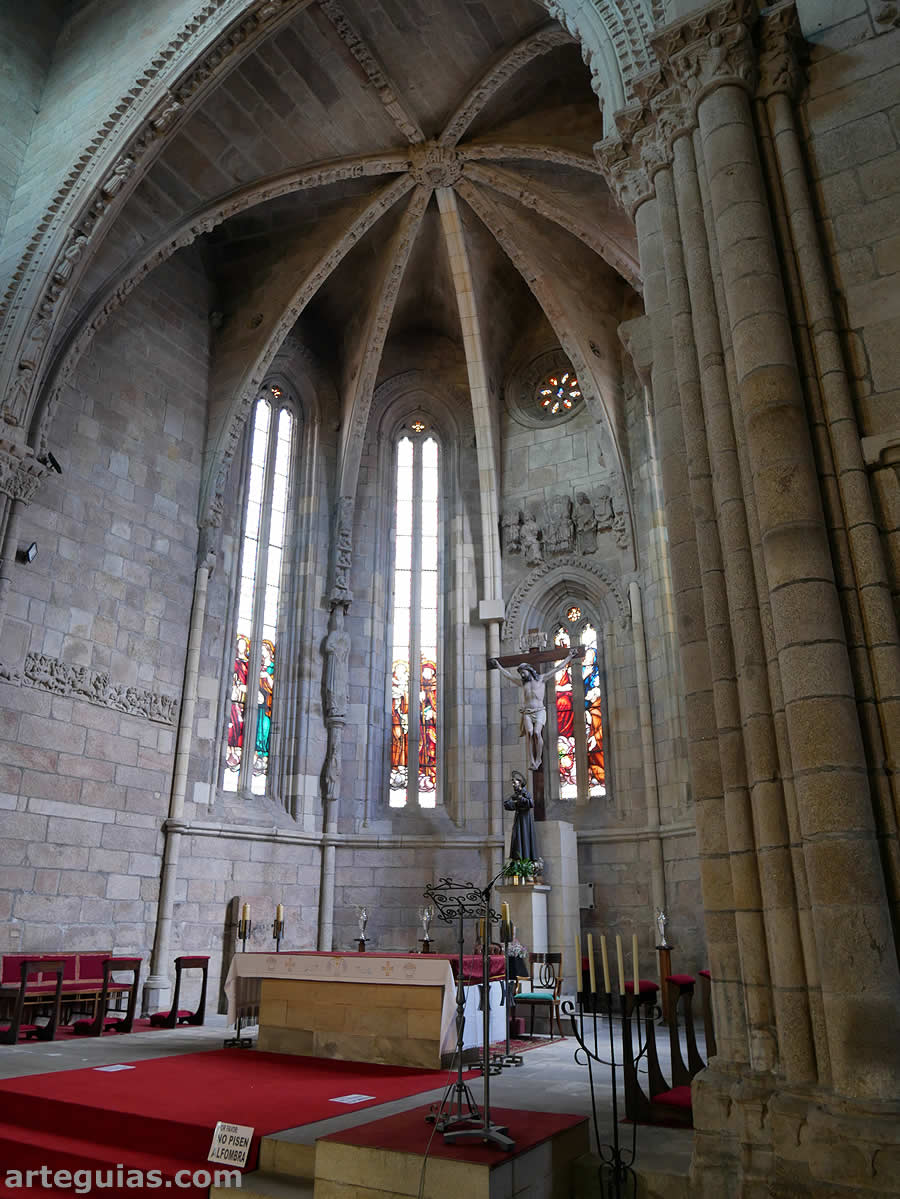 Ábside central de la iglesia de San Francisco, Betanzos