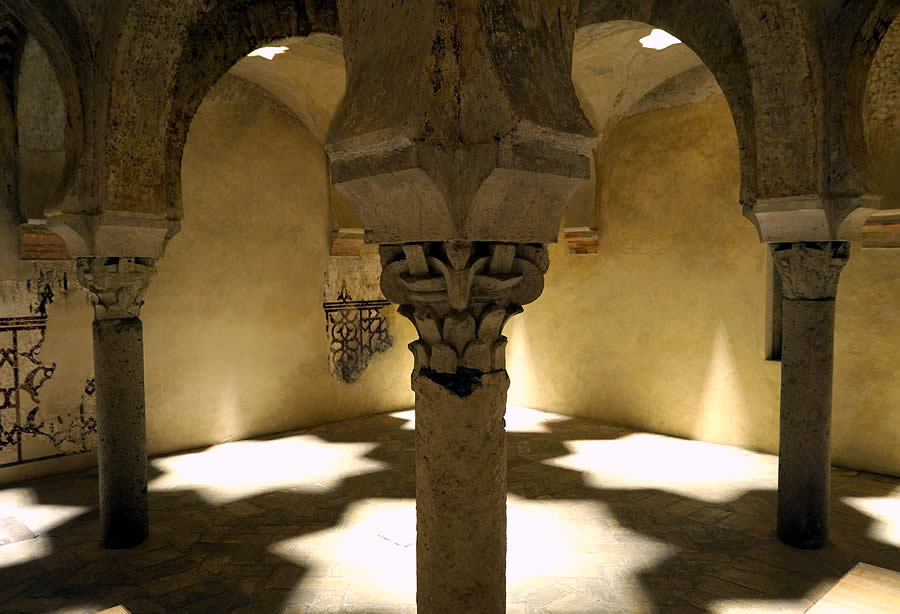 Tepidarium magn&iacute;fico en los Ba&ntilde;os Reales de Santa Clara de Tordesillas