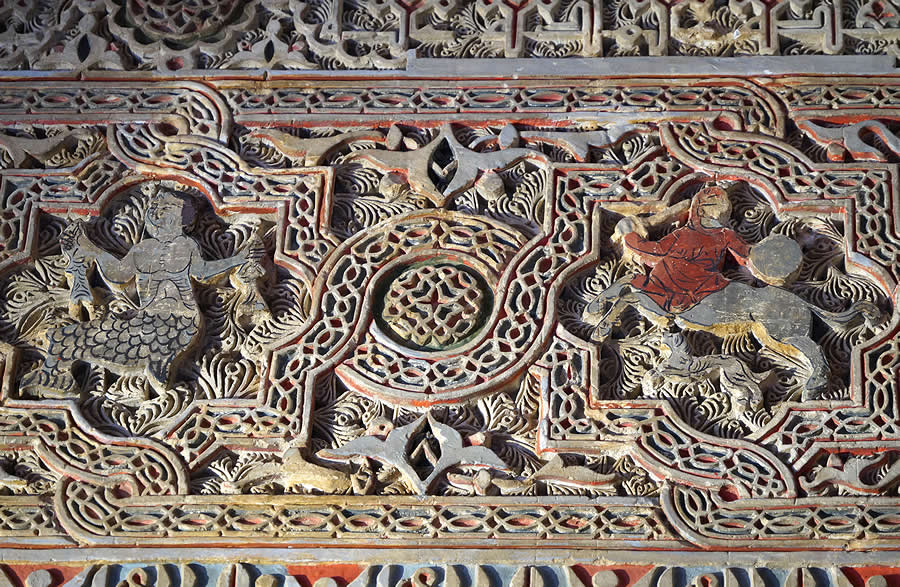 Yeser&iacute;as del zagu&aacute;n del Convento de Santa Clara con animales fabulosos