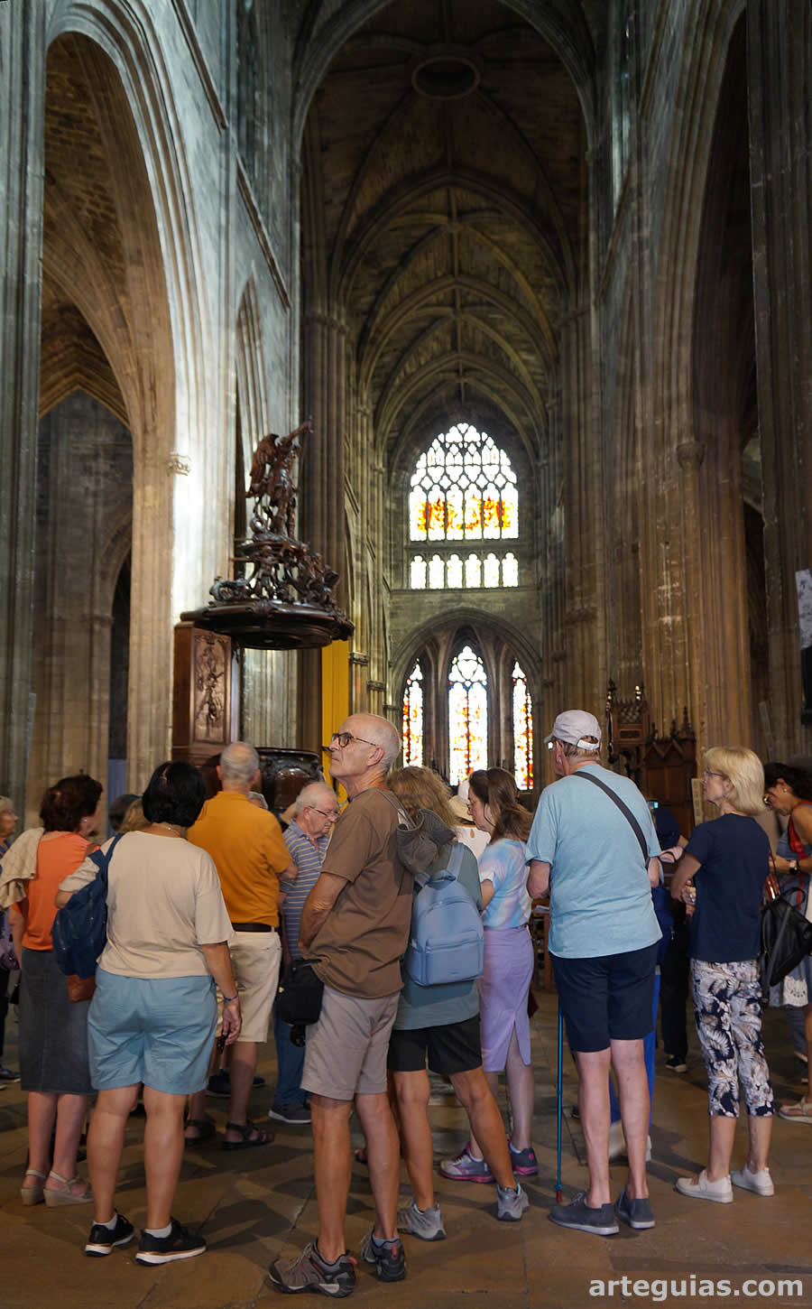 En el interior de Saint-Michel de Burdeos
