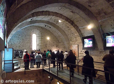 Visitando la cilla o almac&eacute;n del Monasterio de Piedra