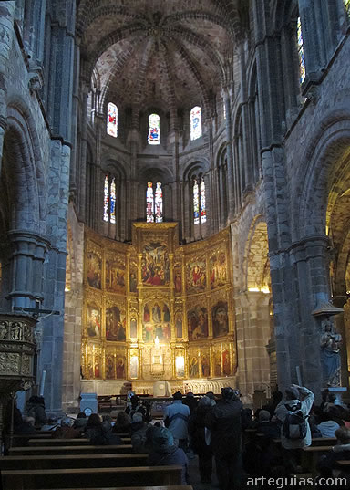 Interior de la catedral de &Aacute;vila