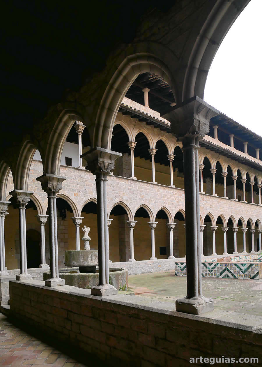 Claustro del Monasterio de Pedralbes