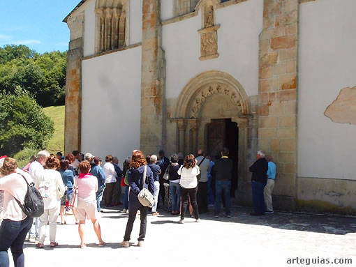 Última vista del viaje: iglesia del antiguo Monasterio de Santa María de Penamaior, hoy convertida en parroquia