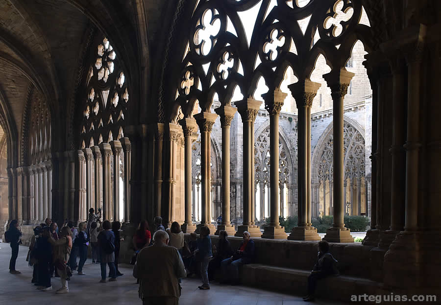 Claustro gótico de la Seu Vella