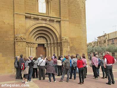 Por la tarde nos acercamos a la iglesia de San Miguel de Biota