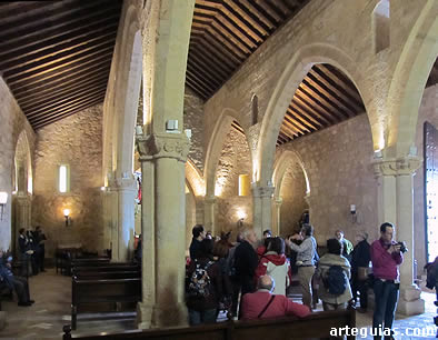 Explicaciones en la Ermita de Nuestra Se&ntilde;ora de Alarcos