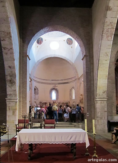 El Apostolado de San Juan de Alba de Tormes mereció decenas de fotografías