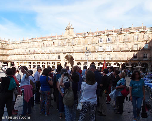 Soleada tarde en la Plaza Mayor de Salamanca
