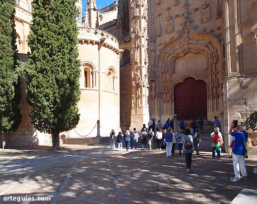 La primera visita fue pare el Patio Chico donde se aprecian las dos catedrales