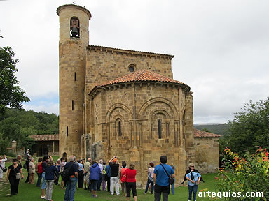 El grupo en San Martín de Elines