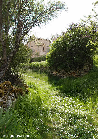 Espectacular camino hasta la iglesia de Aldehuelas de Sepúlveda