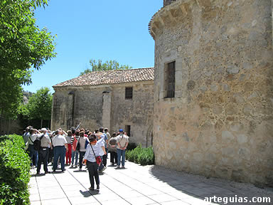 Iglesia y capilla funeraria de el Monasterio de Tórtoles