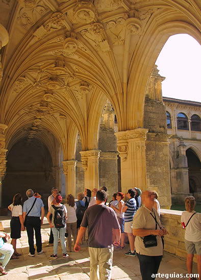 En el claustro de San Zoilo