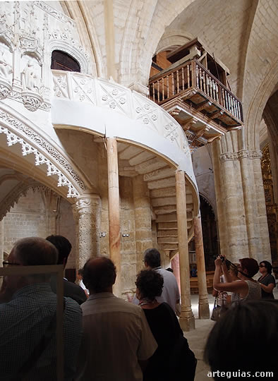 Interior del templo de San Hipólito de Támara de Campos