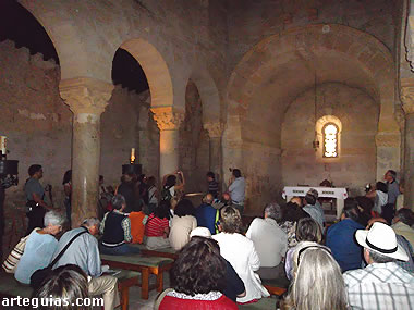 Explicaciones sobre los capiteles de la iglesia