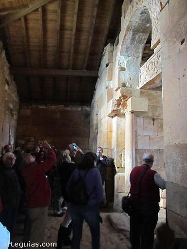 Analizando la cabecera de la iglesia de Santa María de Quintanilla de las Viñas