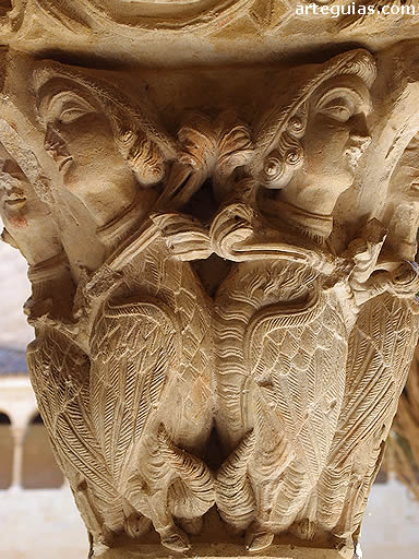 Arp&iacute;as. Claustro de Santo Domingo de Silos