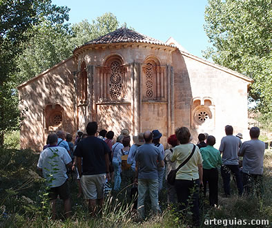 La primera visita fue para la preciosa iglesia de Santa Coloma de Albendiego
