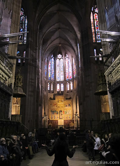 Momento de la visita a la Catedral de Le&oacute;n