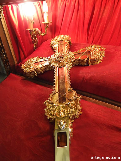 Relicario y Lignum Crucis