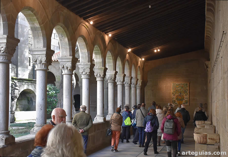 Claustro de N. S. da Oliveira