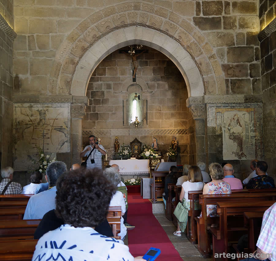 La jornada del viernes la dedicamos a visitar monasterios románicos