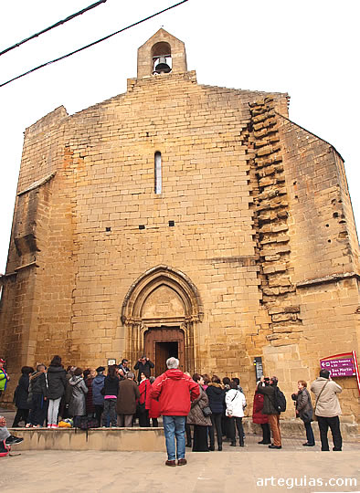 Comienzo de la visita a la iglesia de Santa María del Populo en San Martín de Unx