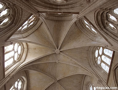 Cabecera de la iglesia del Monasterio de Ca&ntilde;as