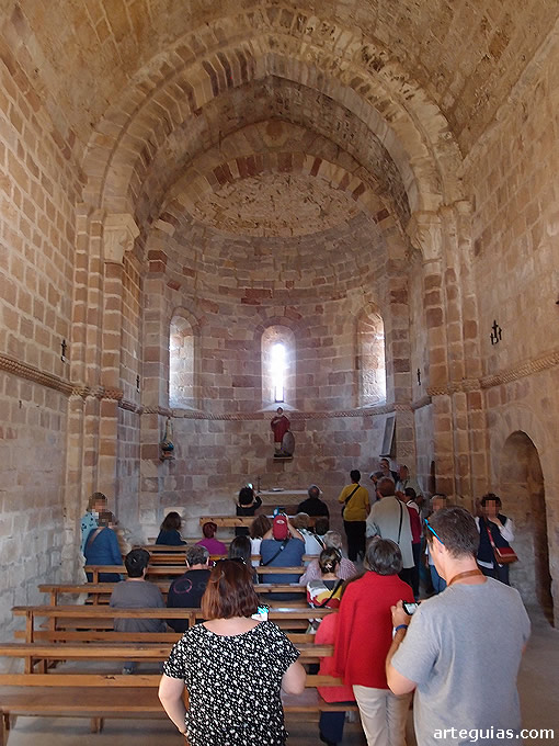 Interior de San Vicente de Becerril del Carpio