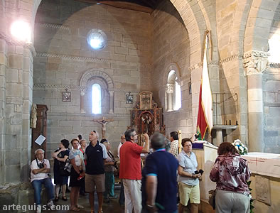 En el interior de Santa Marta de Tera