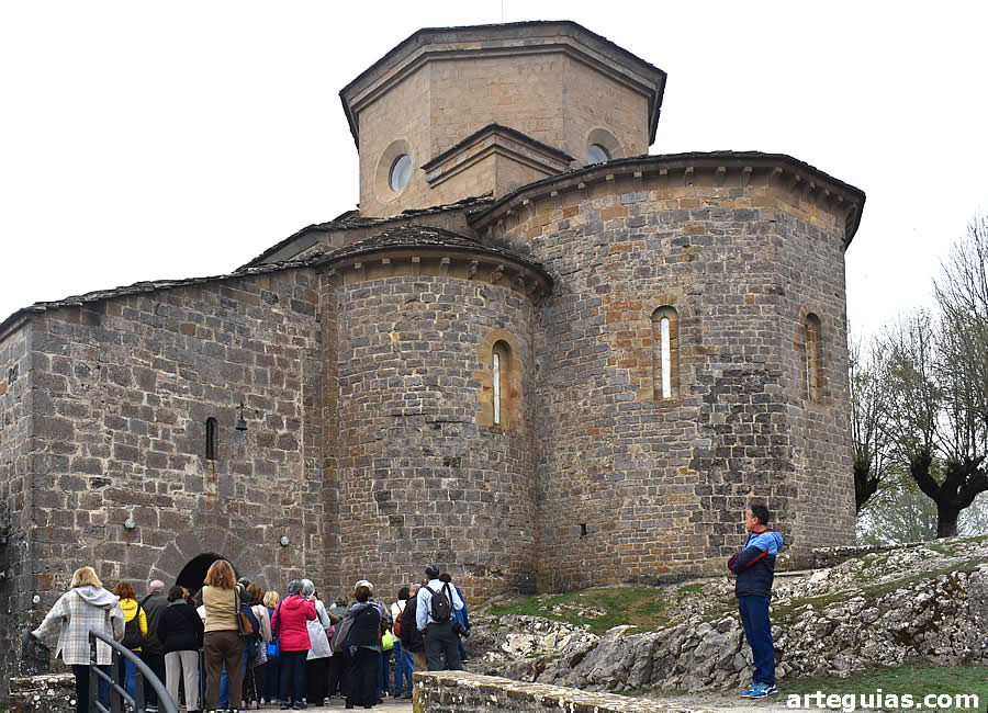 Mañana del domingo: visita a San Miguel Excelsis de Aralar