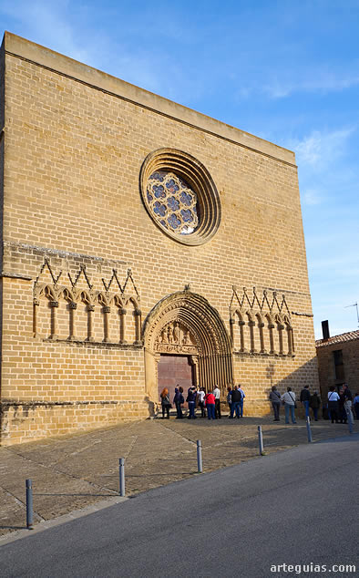 Iglesia de San Saturnino de Artajona