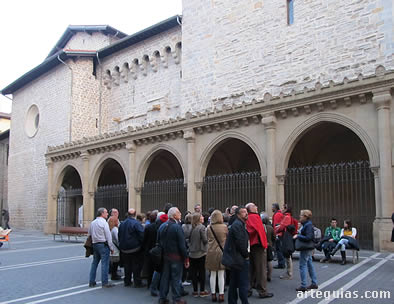 Por la tarde, en la iglesia de San Nicolás