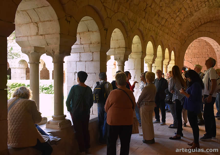 Miércoles por la tarde: claustro del Monasterio de Vilabertrán
